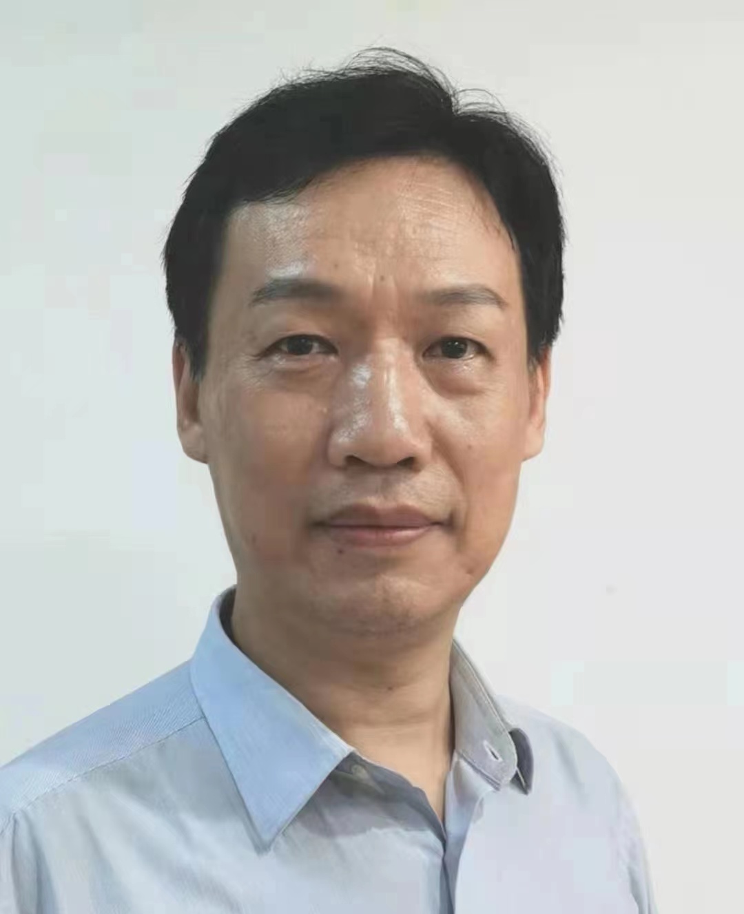 黄群